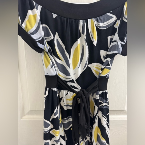 Speechless black and White Puff Sleeve Midi Sundress - Picture 5 of 5